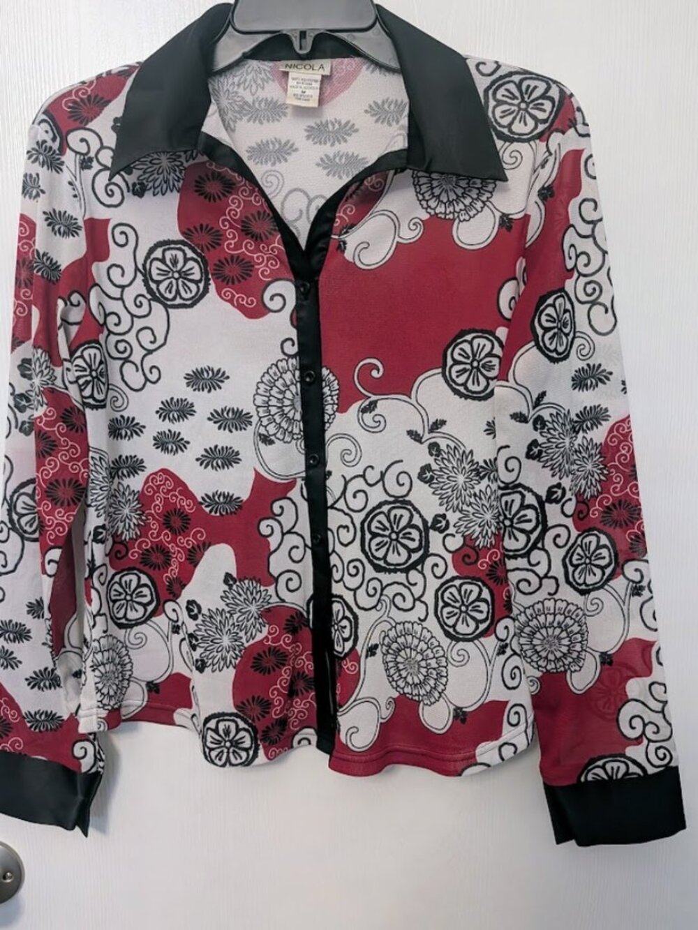 Vibrant Nicola L/S floral blouse Size M